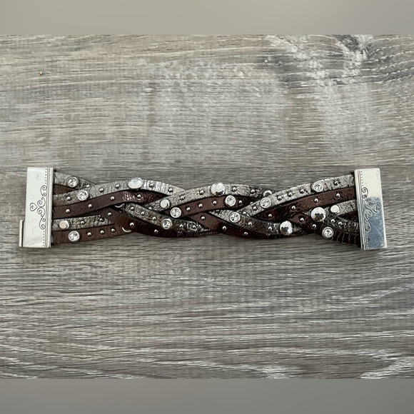 ❤️BRIGHTON Retired Woven Leatherette Cuff Bracelet w/ Crystals & Studs - Picture 6 of 6